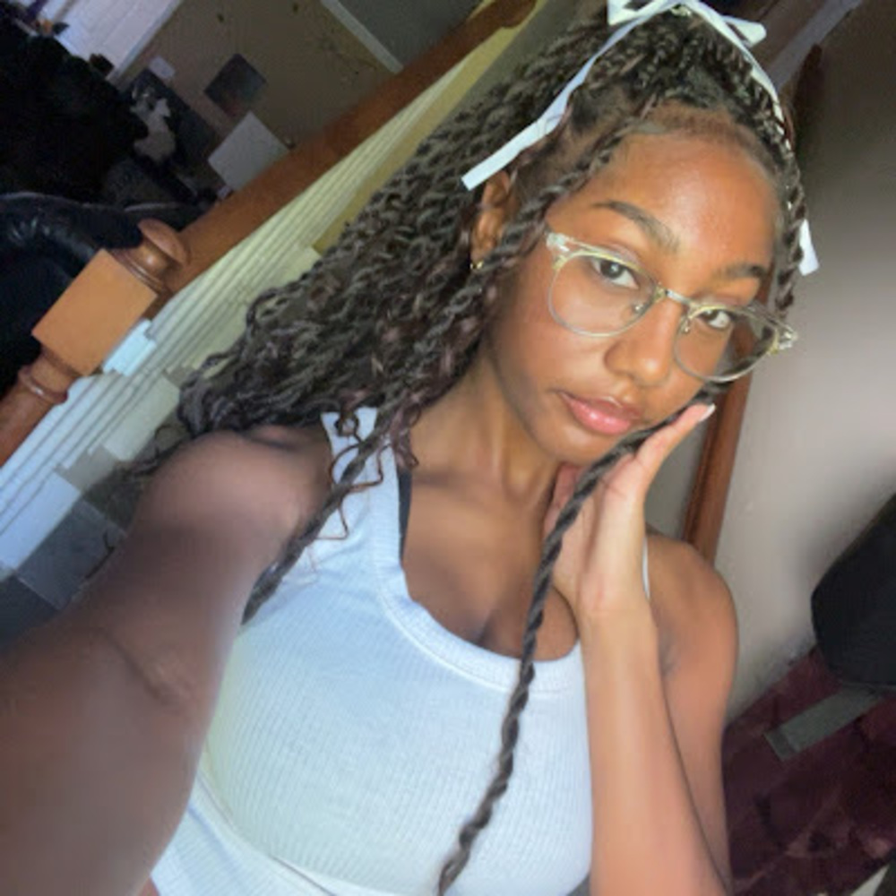 Meet your Posher, Jael